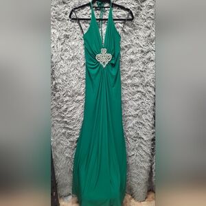 Elegant Emerald Green Jessica McClintock Evening Dress